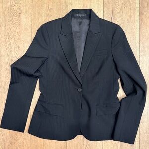 Theory Women's Black Blazer Size 6